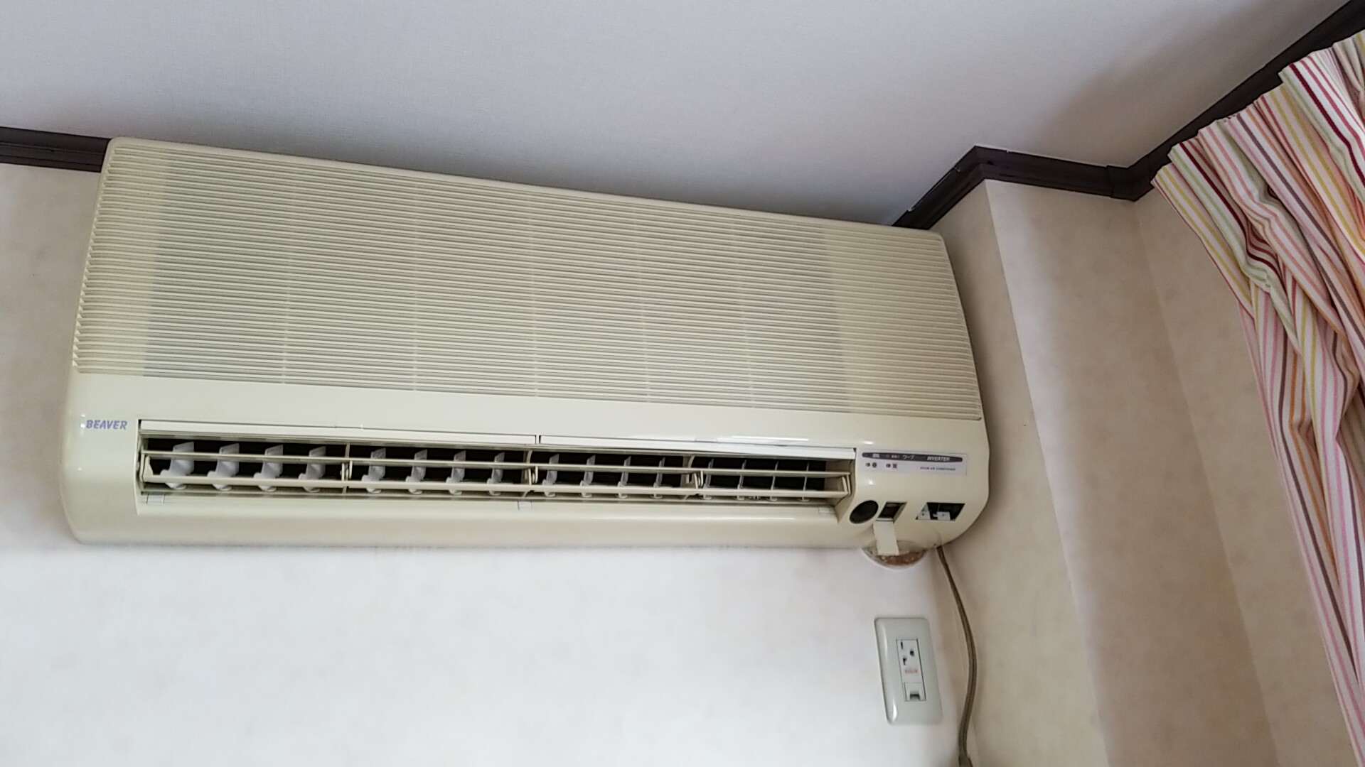 愛知県愛西市佐屋町 先方購入エアコン交換工事をアップしました。